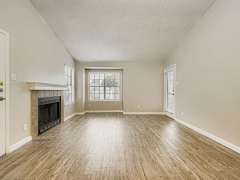 Rise West Arlington — Photo 55