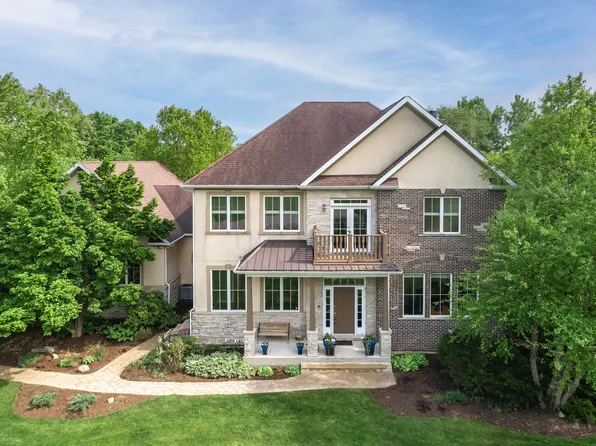 660 Birch Hollow Dr, Antioch, IL 60002
