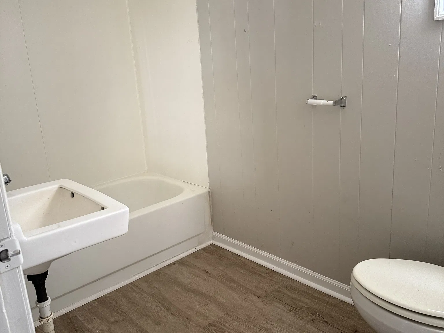 103 Brown Street - 1 — Photo 4