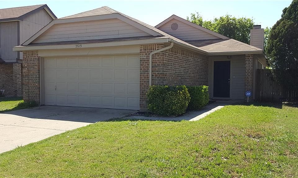 1st image of 2513 Whitehurst Dr