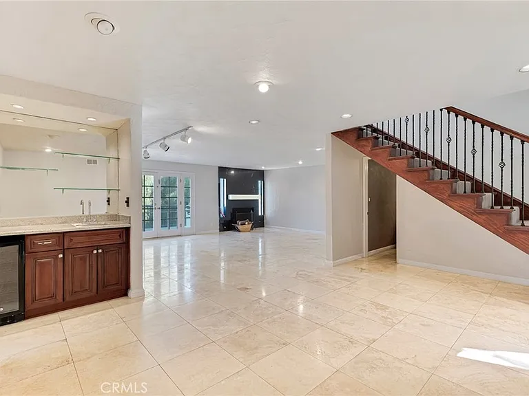 22781 Macfarlane Dr — Photo 5