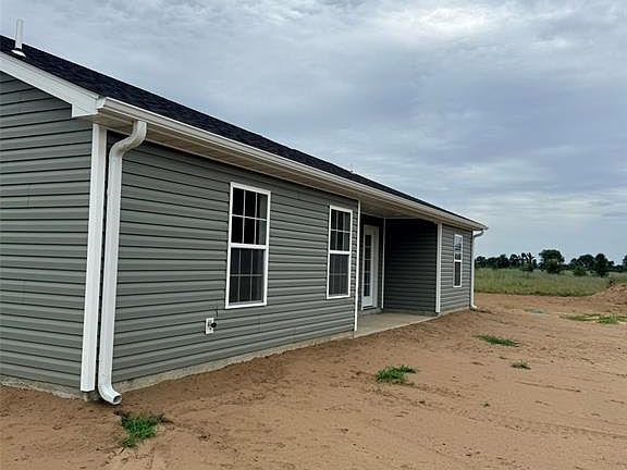 4th image of 24 Aldean Ln
