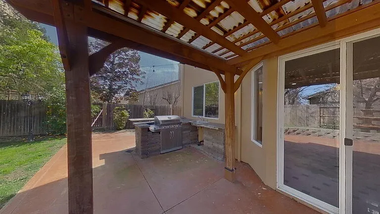 1692 Woodhaven Cir — Photo 10