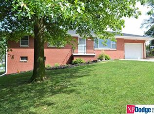 8114 Browne St, Omaha, NE 68134