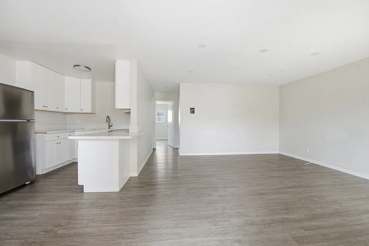 Building Photo - 4275 48th St #6