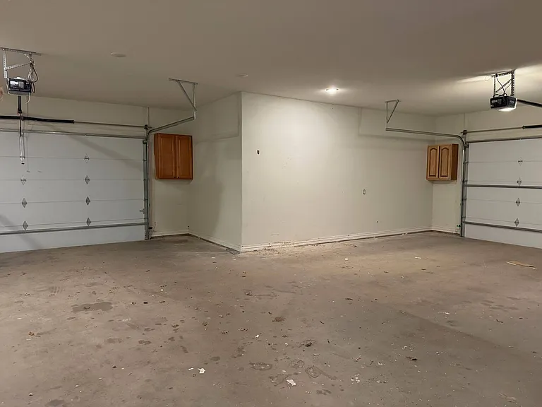 8 Gilbert Rd — Photo 51
