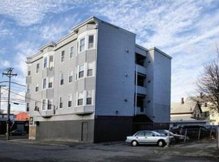 204 S Union St, Lawrence, MA 01843