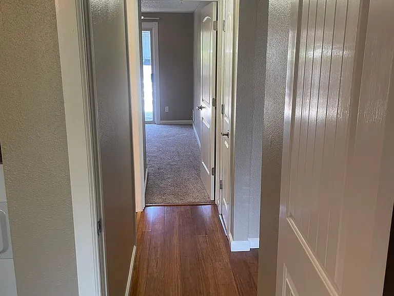 Bellwood Terrace — Photo 8