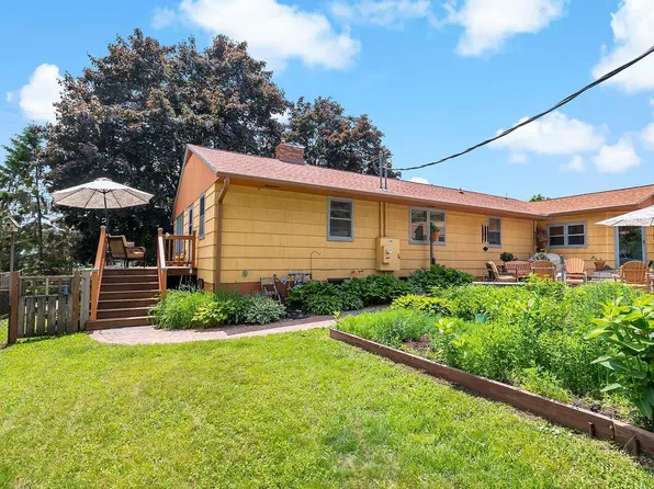 895 Front Ave, Saint Paul, MN 55103