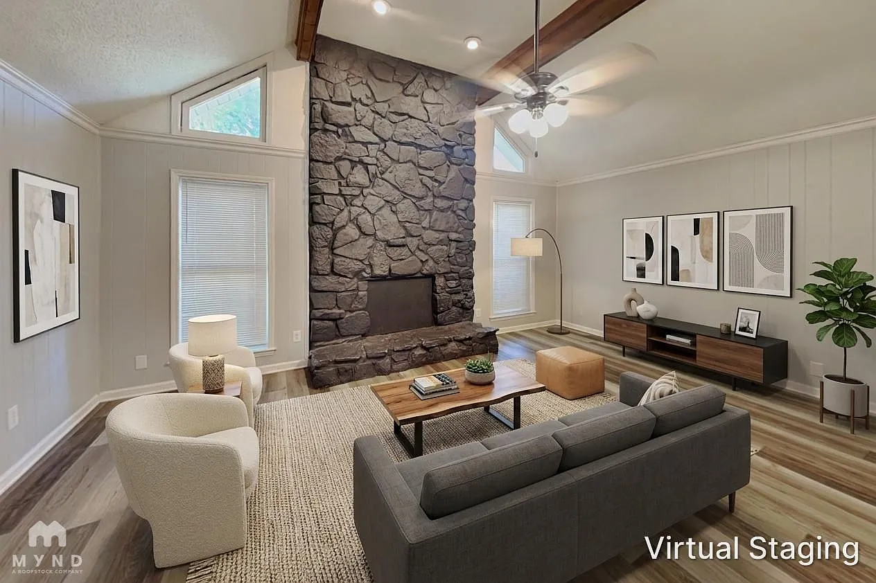 3 bed, 2.0 bath, 1555 sqft, $1,390 — Photo 2