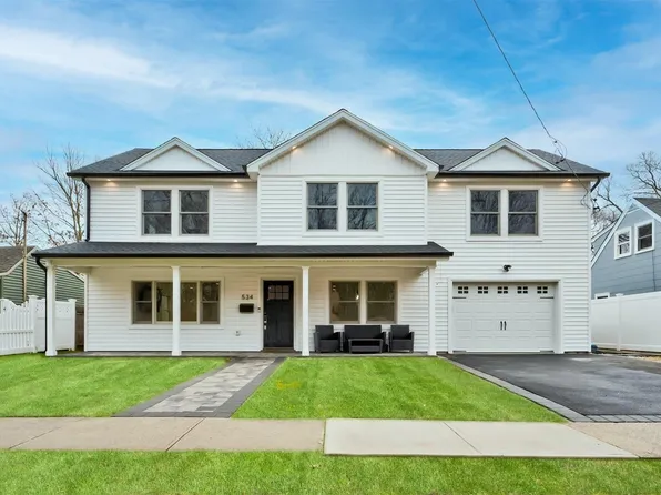534 Riverside Avenue, Massapequa, NY 11758