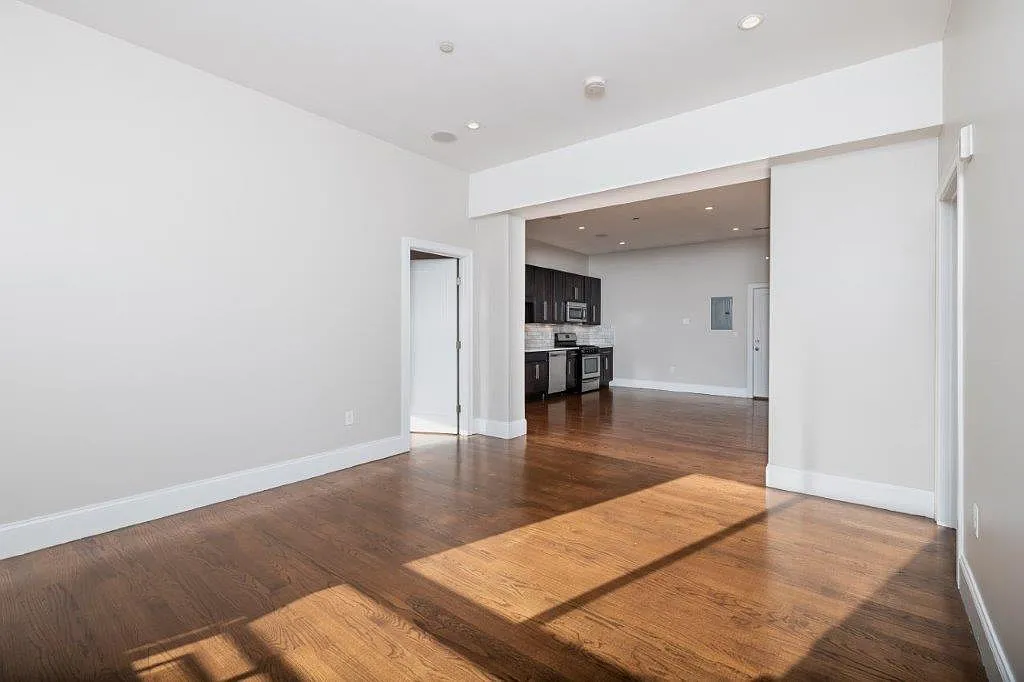 2 bed, $4,450 — Photo 2
