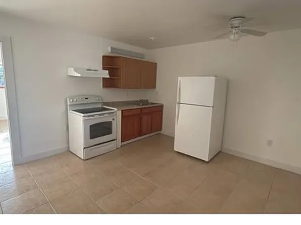 8450 NE Miami Ct #4, Miami, FL 33138