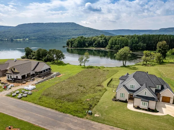 118 Edgewater Way Unit 118, Jasper, TN 37347