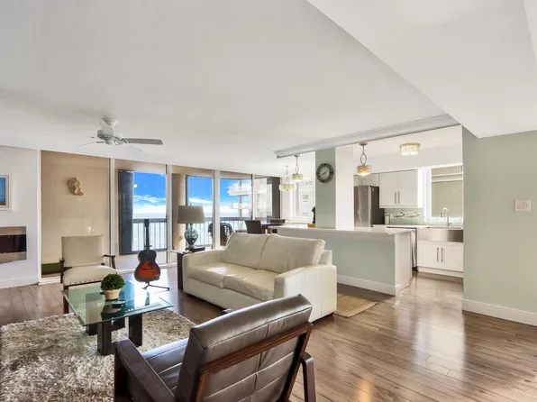 5380 N Ocean Drive #8b, Riviera Beach, FL 33404