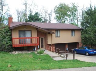 426 Rosanne Dr, Verona, PA