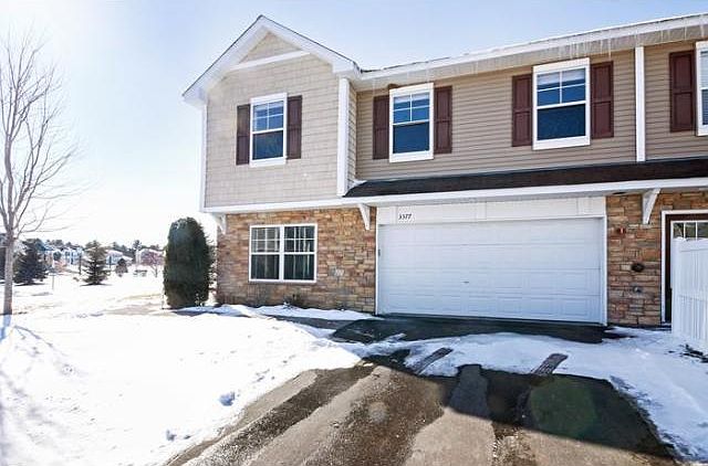 1st image of 3377 Maureen Ln N