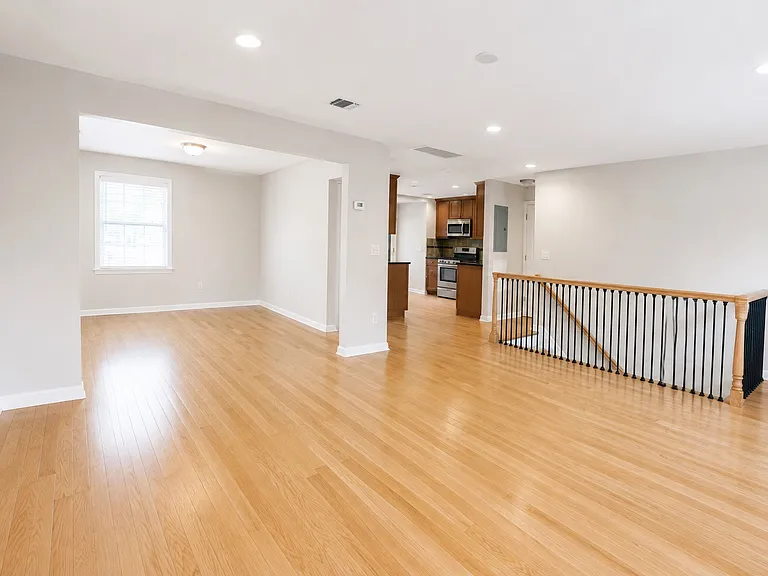 528 Cumberland St #2 — Photo 15
