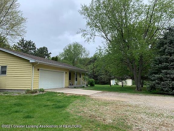 4th image of 3886 Spalding Dr