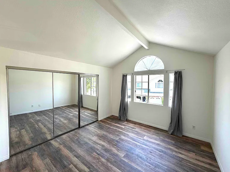 2057 Tustin Ave #A — Photo 5
