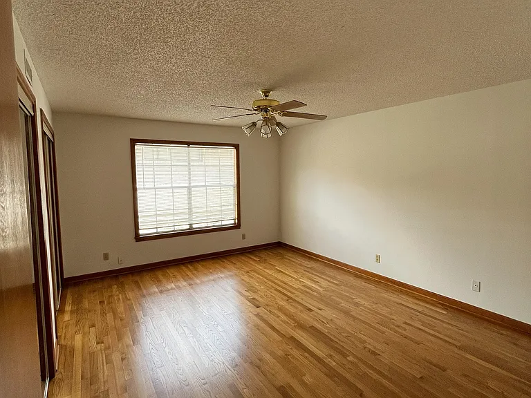 4711 W Alabama St #E — Photo 12