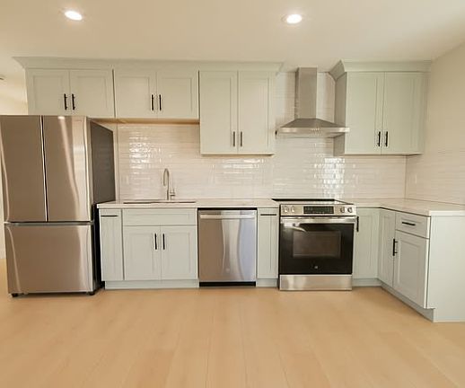 2nd image of 3427 E Almond Ave
