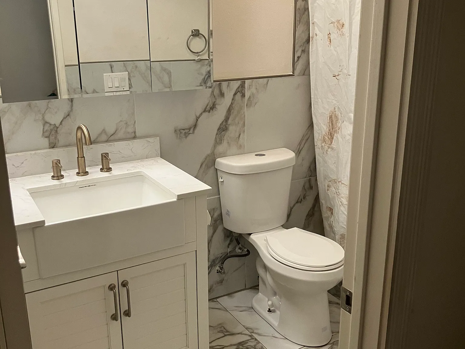 4 bed, 1435 sqft, $2,300 — Photo 4