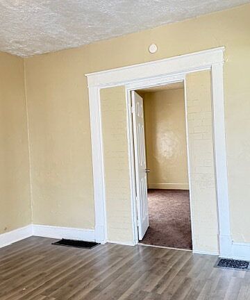 3rd image of 440 N Lasalle St