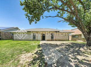 2311 Statler Dr, Carrollton, TX 75007