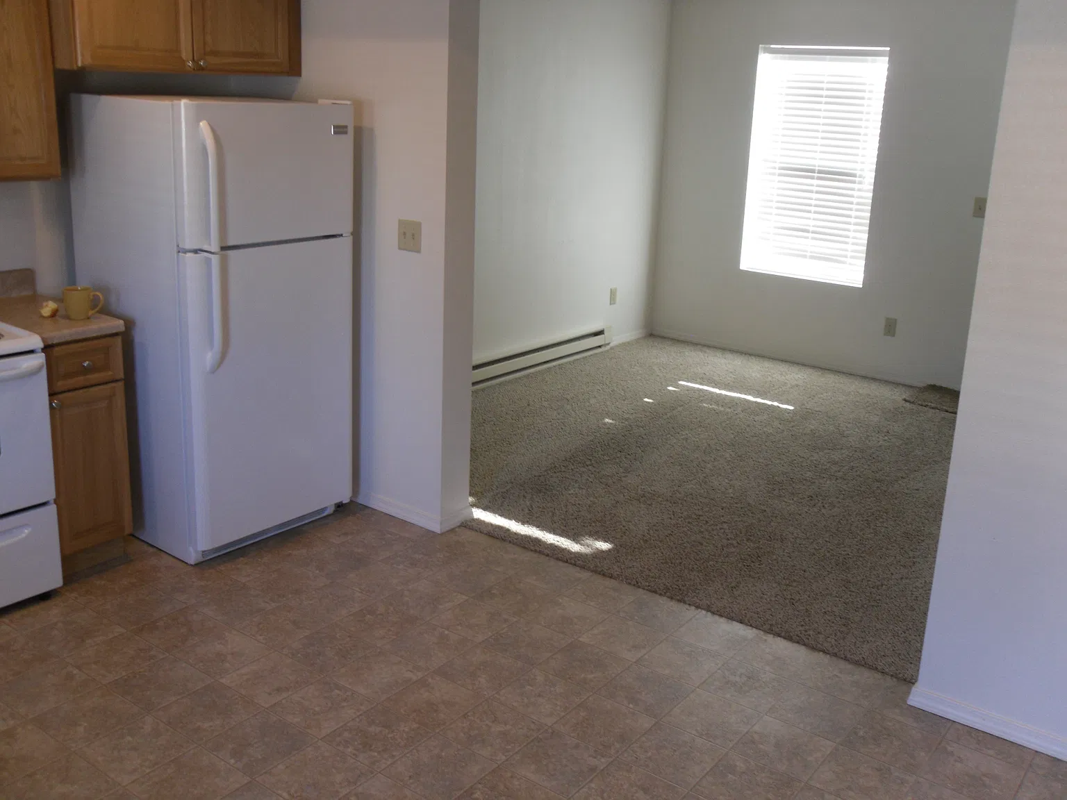 2 bed, 800 sqft, $825 — Photo 3