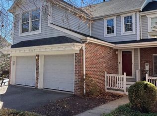 208 Waterside Dr, Mcmurray, PA 15317