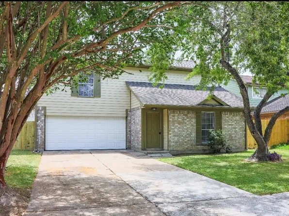 19918 Bambiwoods Dr, Humble, TX 77346