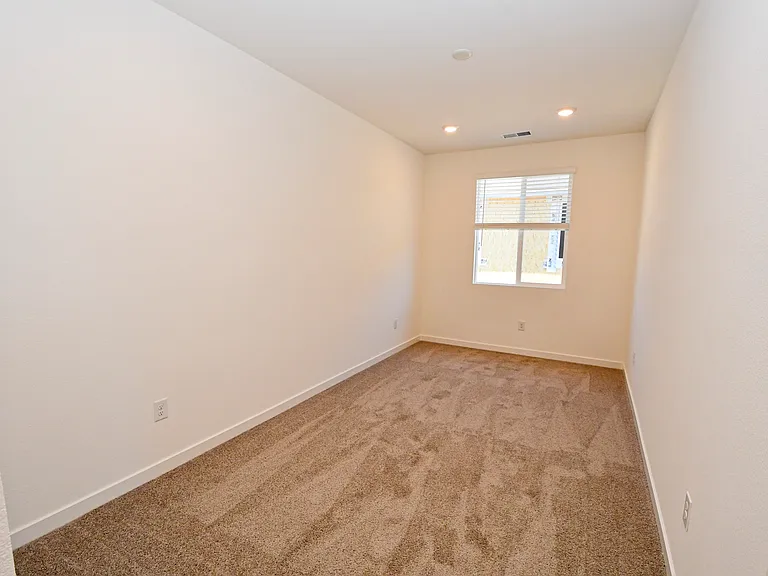 1018 Middle Gate Rd — Photo 9
