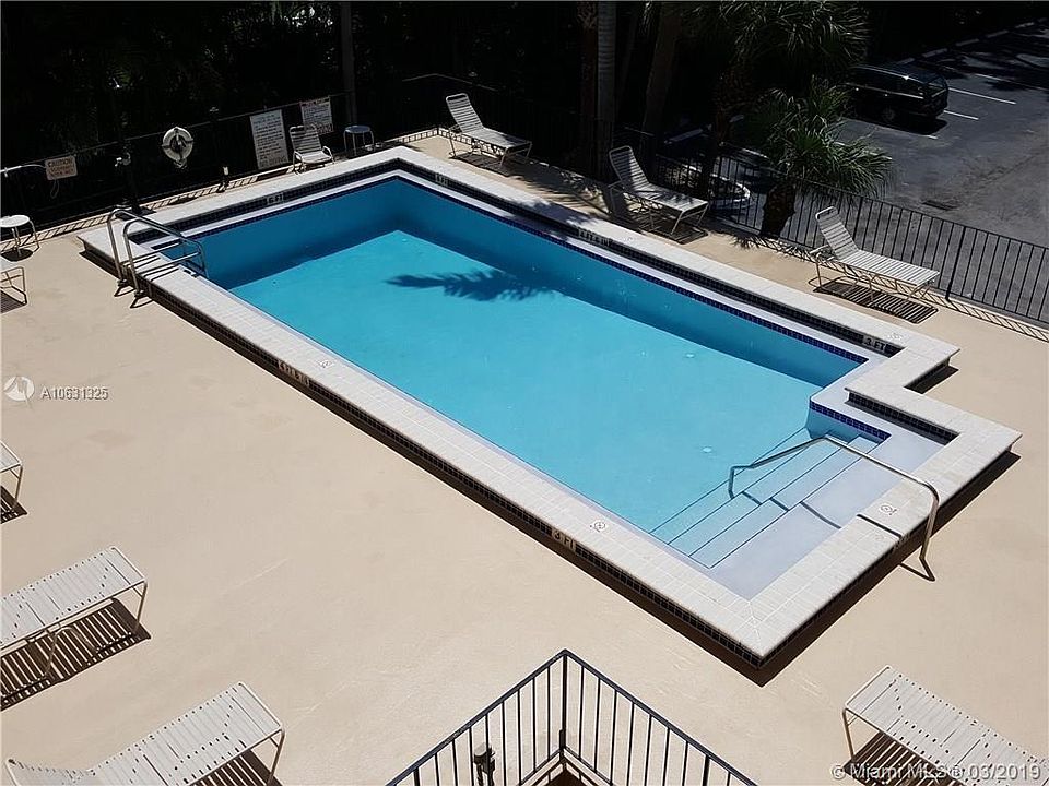 1st image of 2539 S Bayshore Dr APT 218