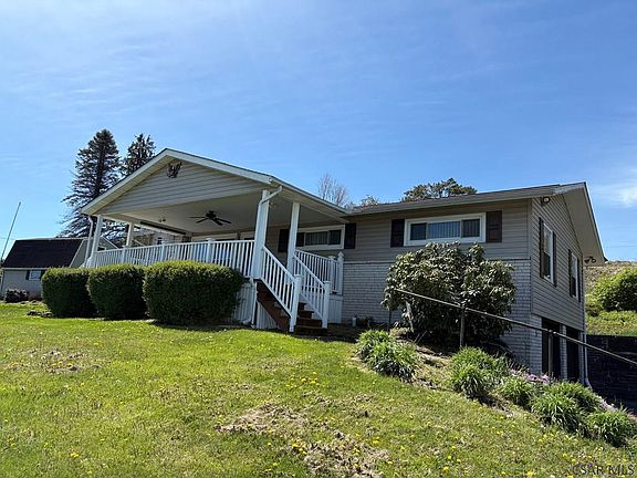 3rd image of 448 Horn Rd