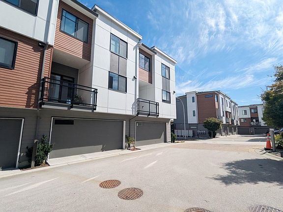 3rd image of 1639 162nd St #40