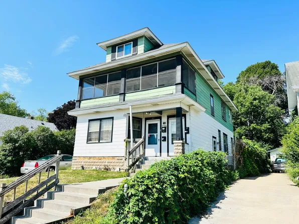 1029 Virginia St, Saint Paul, MN 55117