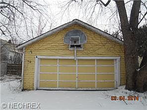 3rd image of 11017 Fidelity Ave
