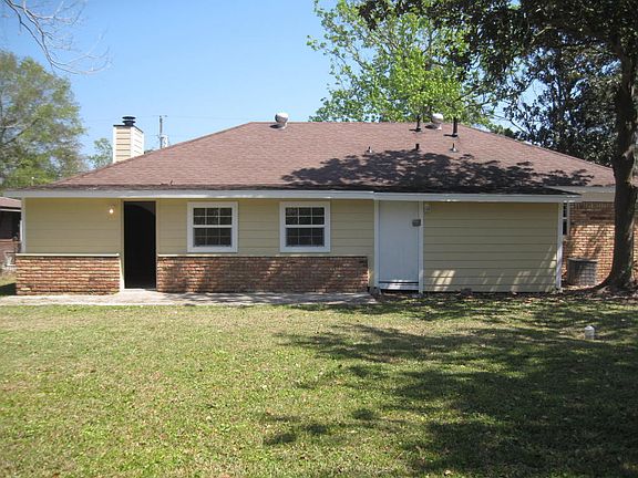 2nd image of 4703 Hawthorne St