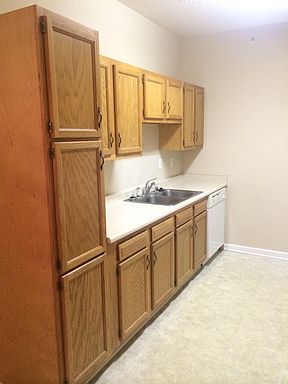 4th image of 125 Park Hill Ln Unit 104