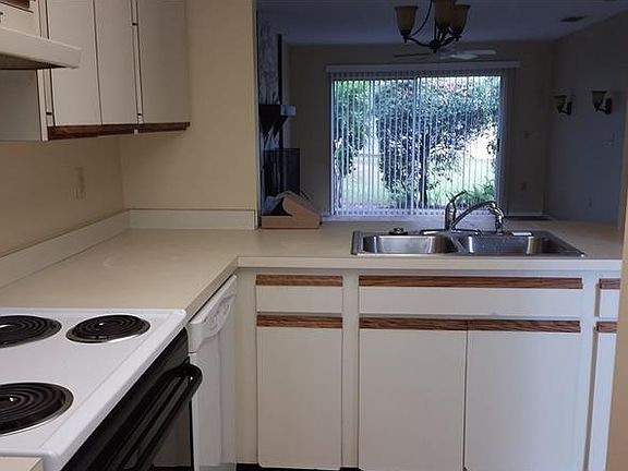 5th image of 703 N Jefferson Ave #703