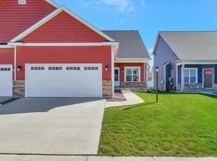 3407 Boulder Ridge Dr, Champaign, IL 61822