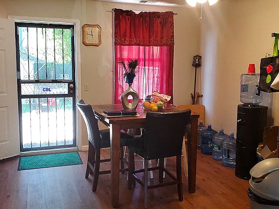 4th image of 74 Malta St
