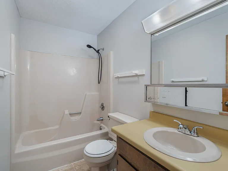 354 Indian Hills Cir #2 — Photo 15