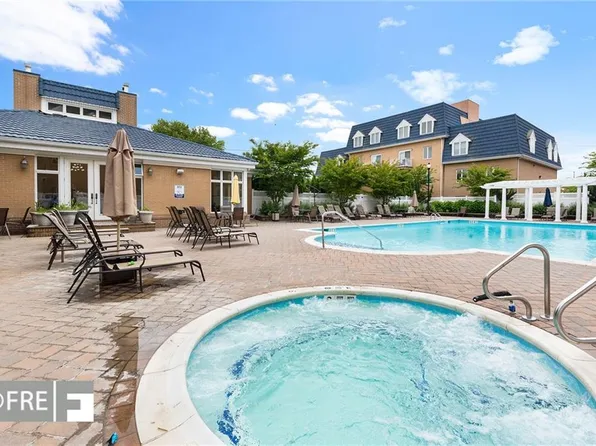 1940 Bergen Avenue image 33 of 42