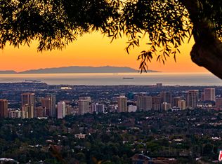 9921 Shangri La Dr, Beverly Hills, CA 90210