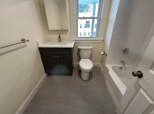 18 Auburn St #1, Malden, MA 02148