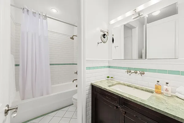 Sold by Compass | media 15