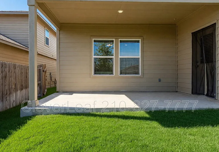 4242 Busbee Flds — Photo 39
