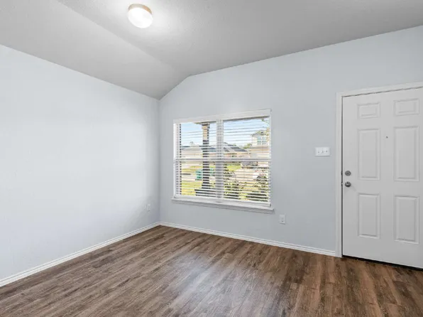 2024 Cedar Tree Ct, Conroe, TX 77301